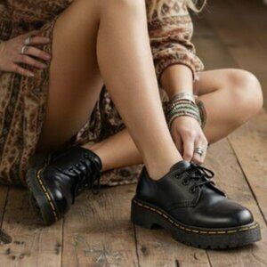 Dr. Martens Bex Low Quarter Oxford Platform Shoes Black Leather Size 6